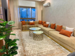 Apartment Near Beach & City Center, 5 Mins Walk